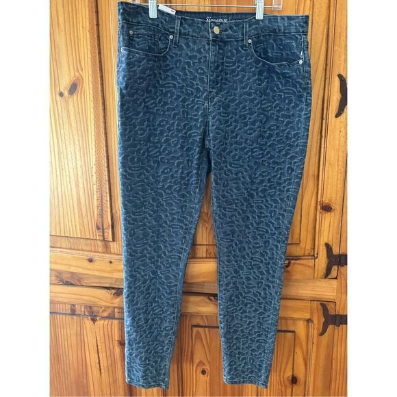 NWT Levi’s Signature Cheetah Skinny Jeans - Picture 1 of 5